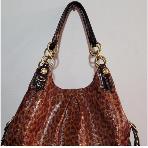 *RARE* Coach Mia Maggie Leather Patent leopard Print Purse - Picture 2 of 7
